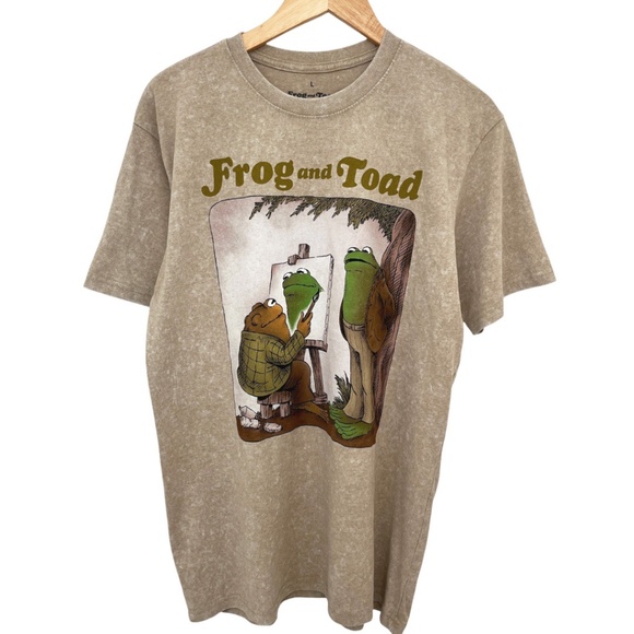 NWOT Frog and Toad Painting T-Shirt Large - Picture 1 of 6